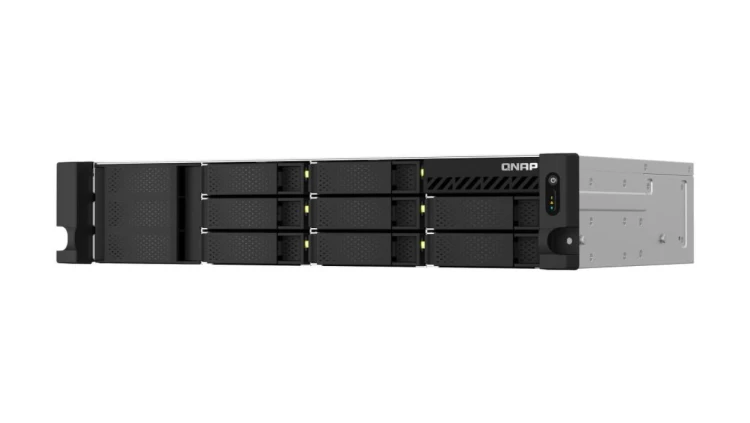 QNAP TS-864eU-RP-8G 8-zatokowy płytki serwer NAS, Intel Celeron, 8GB RAM, 2x 2,5GbE RJ-45, RP RACK
