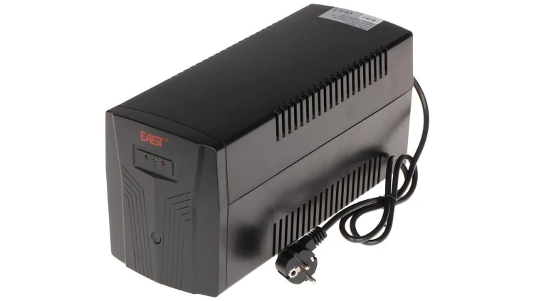 ZASILACZ UPS AT-UPS1500-LED 1500VA EAST