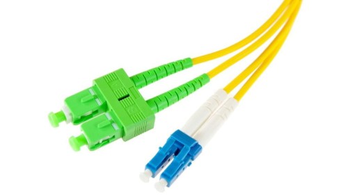 PATCHCORD ŚWIATŁOWODOWY SM 1M DUPLEX 9/125, SC/APC-LC/UPC 3MM