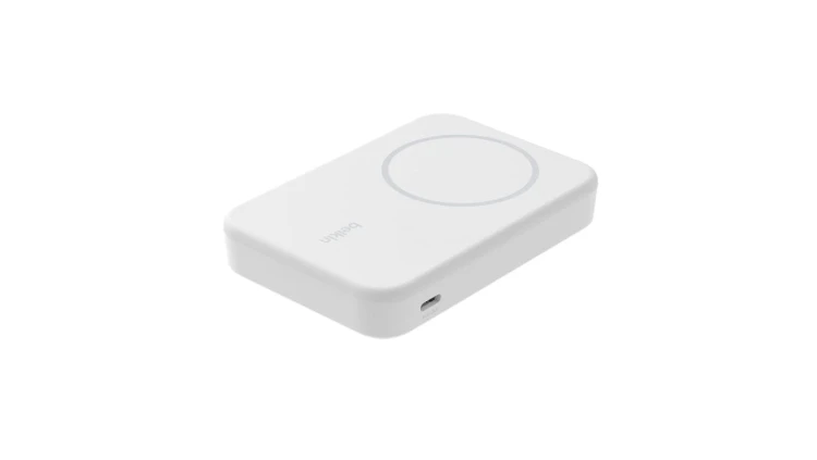 Belkin BoostCharge Pro Powerbank 8000 mAh 15w Qi2 MagSafe biały