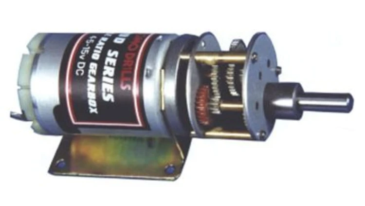 Motoreduktor DC, 1.42 A, 12,8 W, 120 obr./min, 29 Ncm, RS PRO