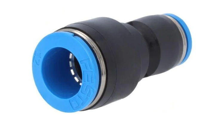 Złączka wtykowa prosta,redukcyjna -0,95-6bar QS Øwyj 8mm PBT 130608