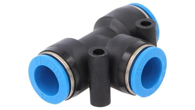Złączka wtykowa prosta,rozgałęźna T -0,95-6bar PBT QS 153132