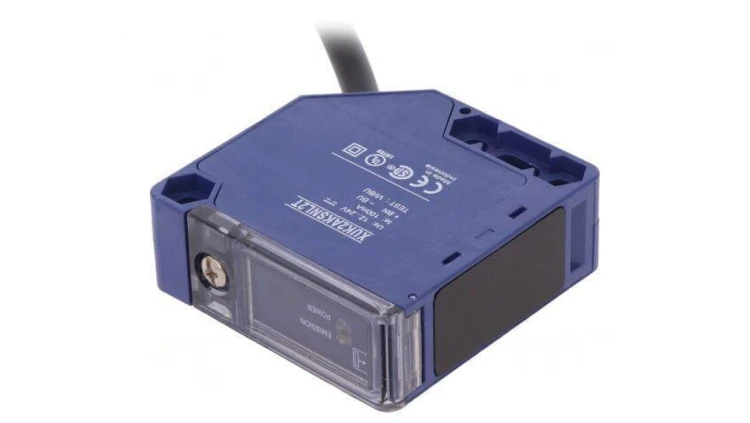 Czujnik fotoelektryczny nadajnik Zasięg 0-30m Uzas 10-36VDC XUK2AKSNL2T
