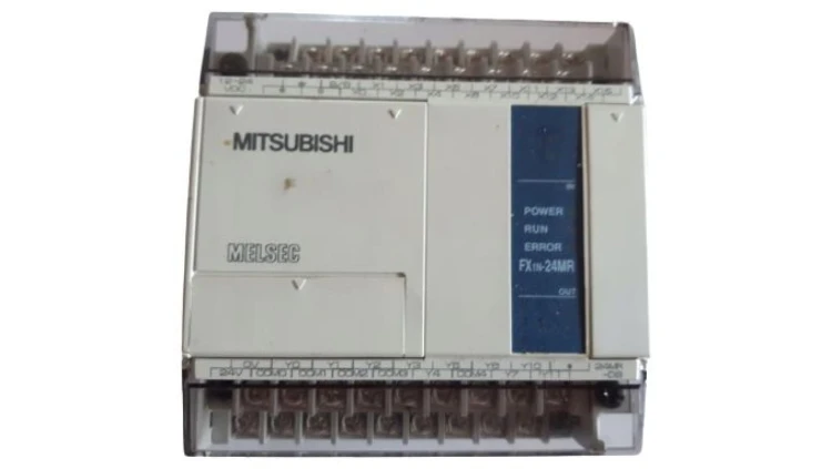 Sterownik 14we , 10wy, 24V DC FX1N-24-MR-DS
