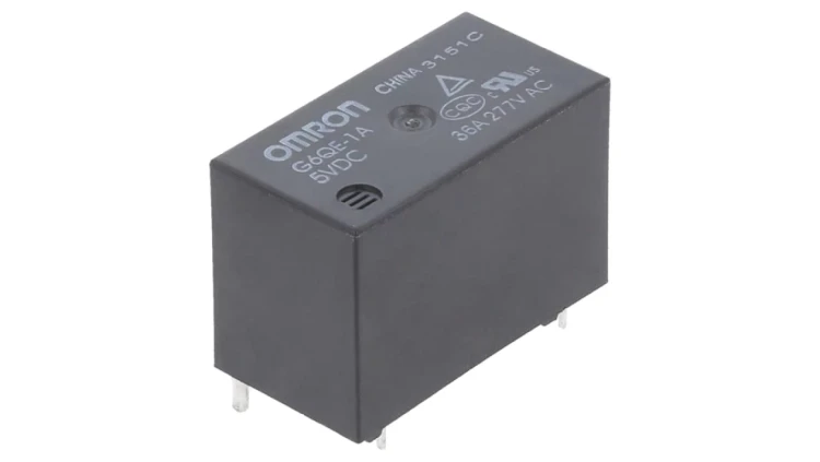 Przekaźnik elektromagnetyczny mocy SPST-NO Ucewki 5VDC 36A G6QE-1A DC5
