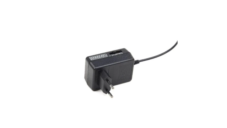 ENERGENIE UNIWERSALNY REGULOWANY 12W SIECIOWY ZASILACZ EG-MC-008 3V-12V + ZESTAW 7 KOŃCÓWEK