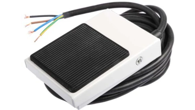 Metalowy przełącznik nożny IPX2 Uniwersalny Chwilowy Stal miękka, SP-CO 3 A 24V 250V