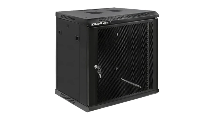 Qoltec Szafa RACK 19 12U 600 x 635 x 450 Perforowane drzwi Wisząca Stalowa obudowa Zamek Czarna