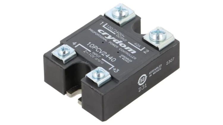 Przekaźnik półprzewodnikowy Uster: 2...10VDC 40A 100...280VAC 10PCV2440