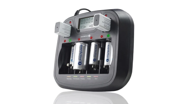 Ładowarka akumulatorków Ni-MH uniwersalna everActive NC-900U