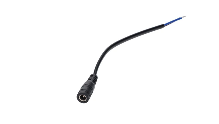 Gniazdo DC 5.5x2.1 5A przewód czarny 15cm 18awg