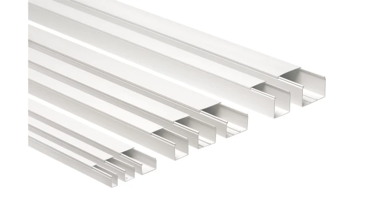 Kanał kablowy z pokrywą CP 100x40 biały /2m/ ECCP10040B