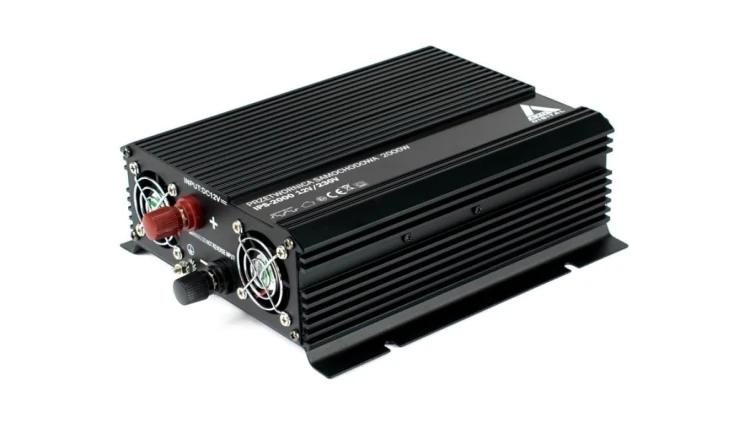 Samochodowa przetwornica napięcia 12 VDC / 230 VAC IPS-2000 2000W