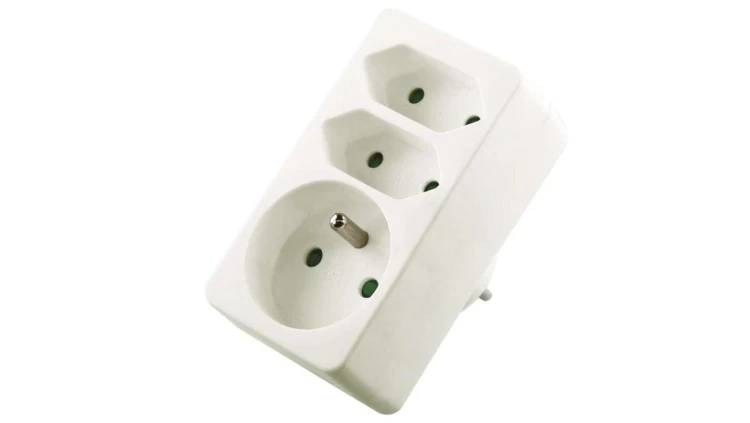 Rozgałęźnik wtyczkowy 1-gniazdo z/u + 2x Euro biały P0025
