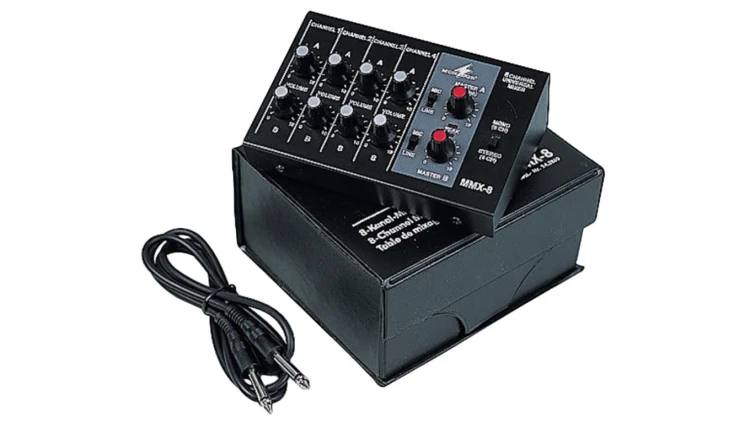 Miniaturowy mikser audio 8 kanałów mono, przełączanych mikr./linia MMX-8