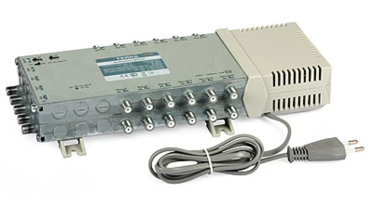 Multiswitch MR-524 Terra klasa A, 5-wejściowy 24-wyjściowy z aktywną naziemną