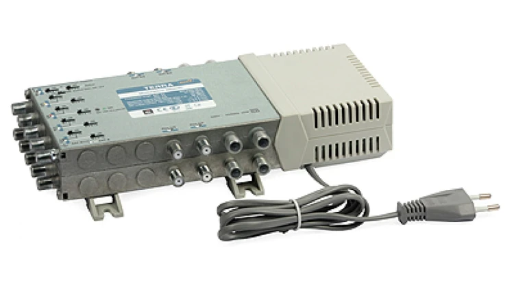 Multiswitch MR-908L TERRA klasa A, 9-wejściowy, 8-wyjściowy z aktywną naziemną