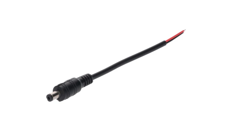 Wtyk DC 5.5x2.5 przewód czarny 15cm 22awg