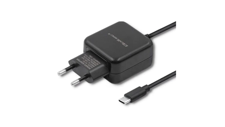 Qoltec Ładowarka sieciowa 12W 5V 2.4 USB typ C