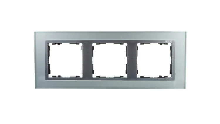 Simon 82 Ramka potrójna pozioma szklana srebro/ ramka pośrednia aluminium mat 82937-62