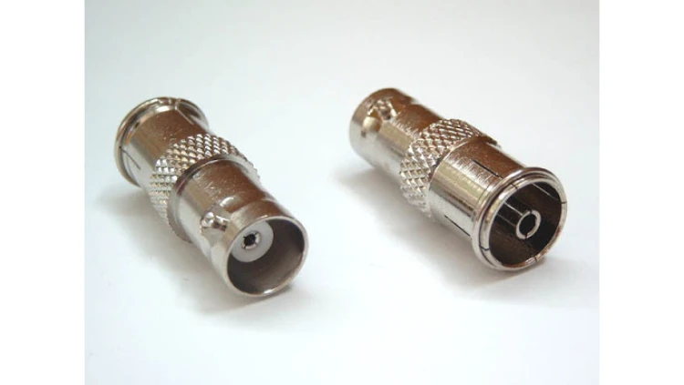 Redukcja adapter gn.antenowe/gn.BNC AP-19