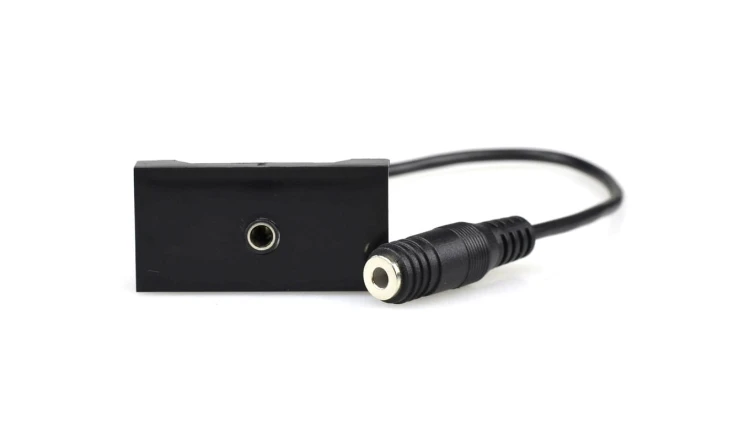 Moduł 1M 22,5x45 mini Jack 3,5 20cm czar. Mediabox NEKU