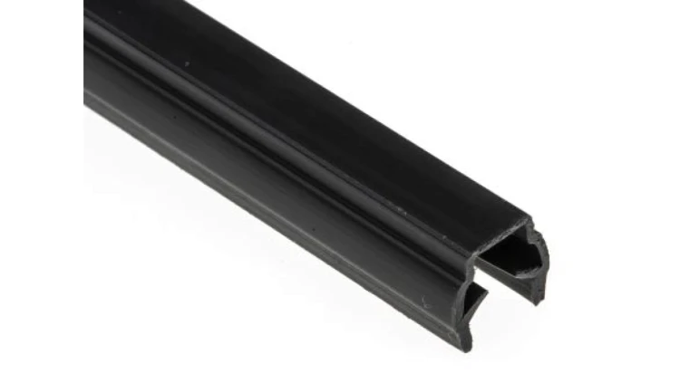 T-Slot Covers, Czarny, PP, 6mm, dł. 2m, RS PRO