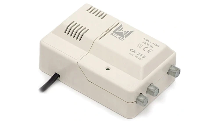 Wzmacniacz antenowy DVB-T szerokopasmowy VHF/UHF z zasilaniem 12V CA-215 ALCAD