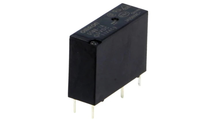 Przekaźnik elektromagnetyczny SPST-NO Ucewki 5VDC 3A/125VAC G5NB-1A 5VDC