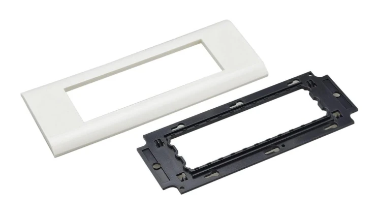 Ramka + support 6M 135x45 na moduły Mediabox