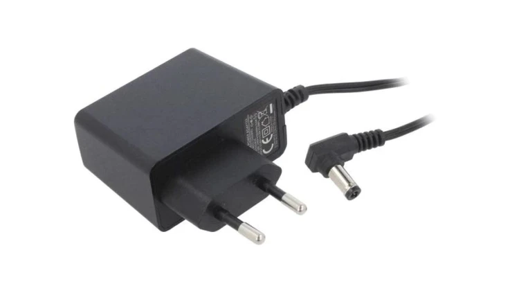 Zasilacz impulsowy stałonapięciowy 15VDC 1A 15W 5,5/2,5 PRO1515W2E-2555L