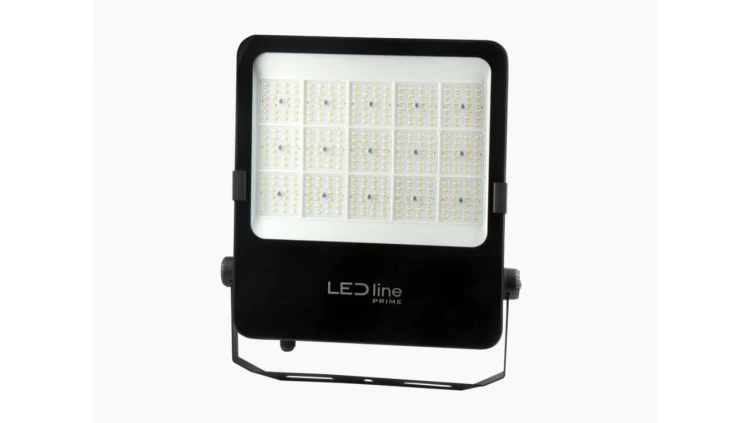 Naświetlacz projektor na boisko orlik LED line PRIME Floodlight 200W 4000K 140lm/W 28000lm 120st. 5 lat gwar.